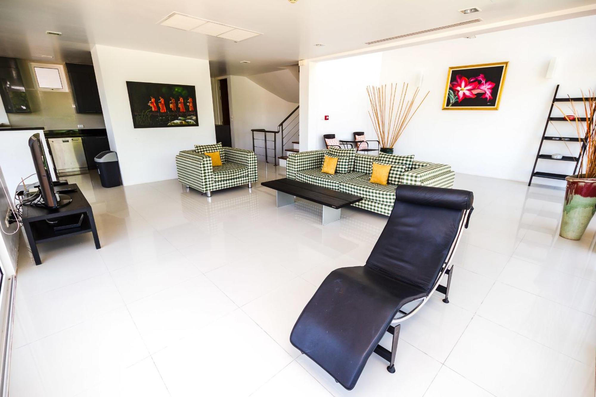 Jirana Patong Villa Room photo