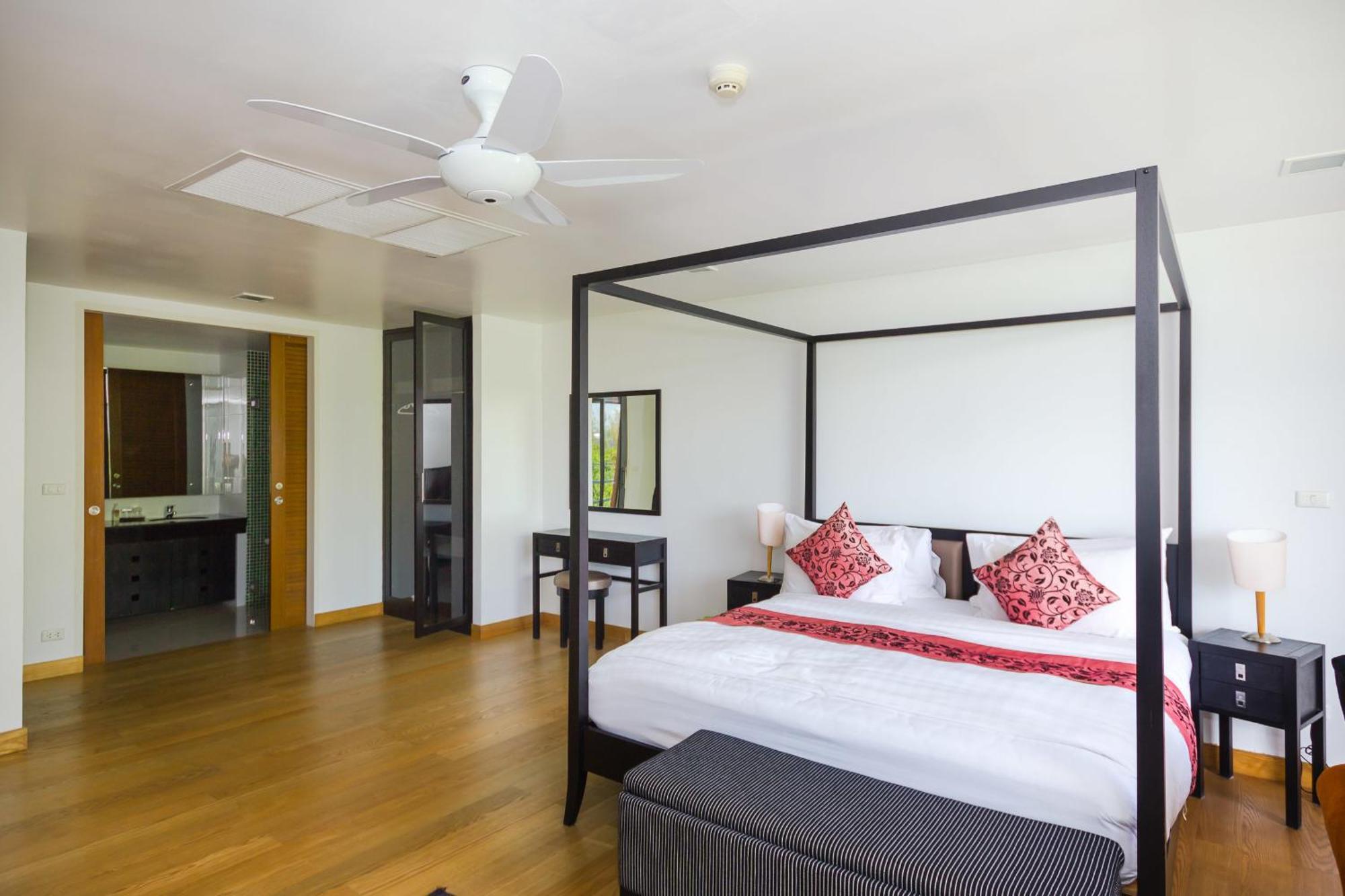 Jirana Patong Villa Room photo