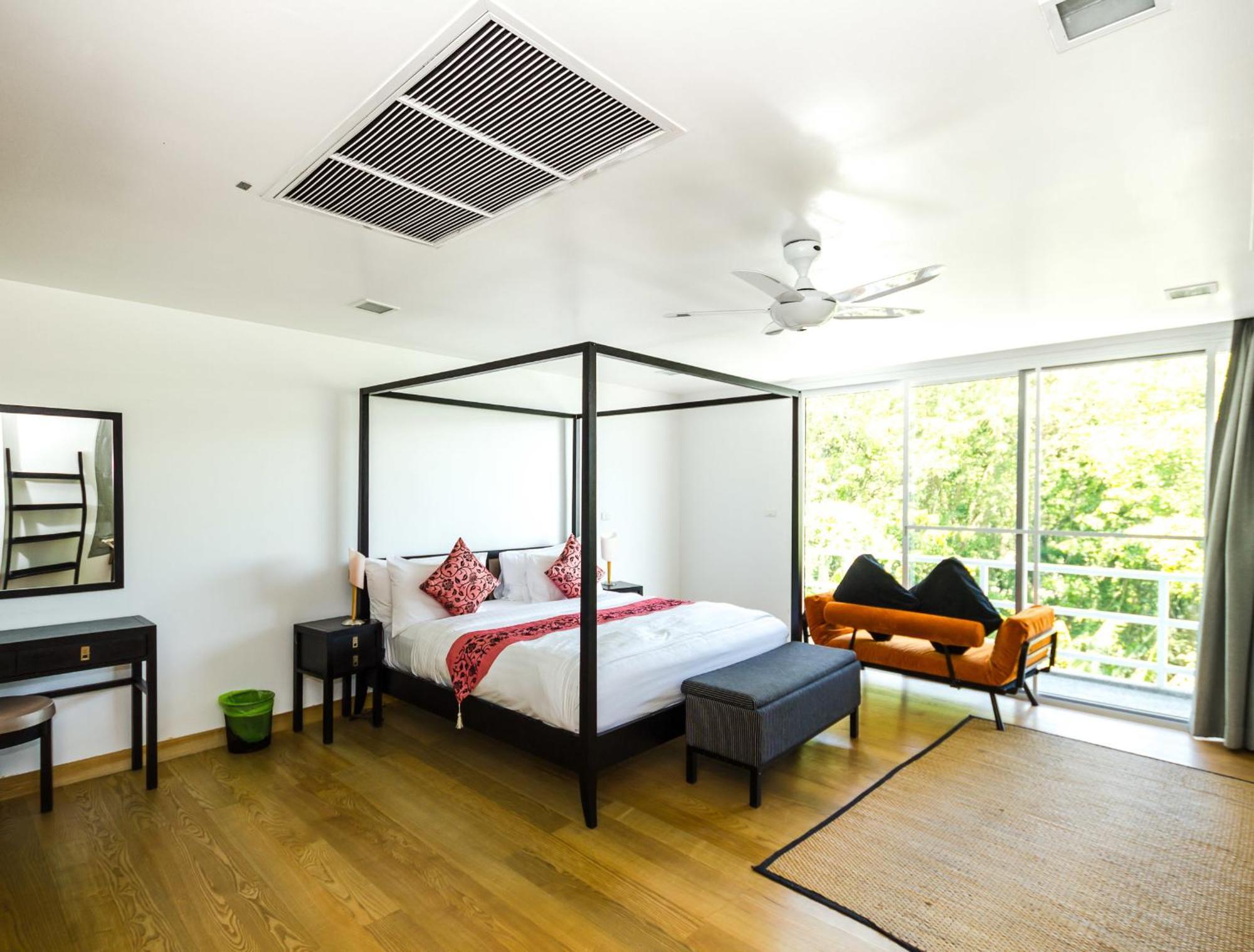 Jirana Patong Villa Room photo