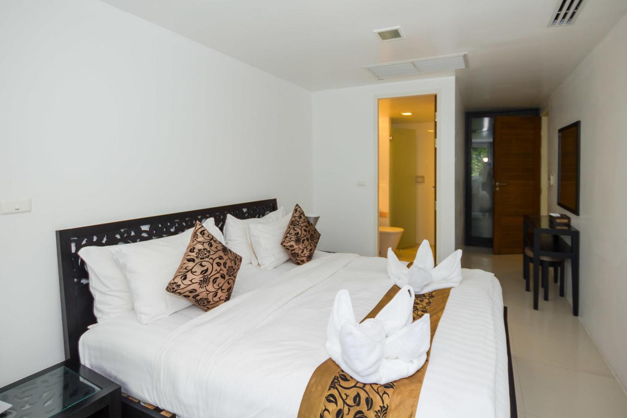 Jirana Patong Villa Room photo